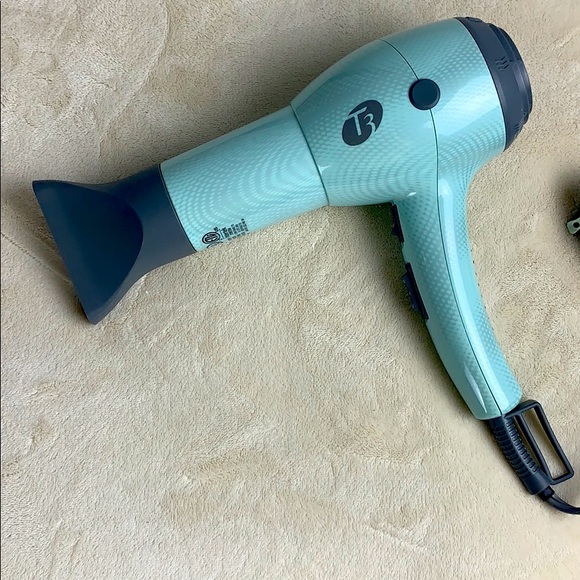 SOLD - T3  |  Featherweight  |  Hair Dryer  |  Teal - Picture 1 of 5